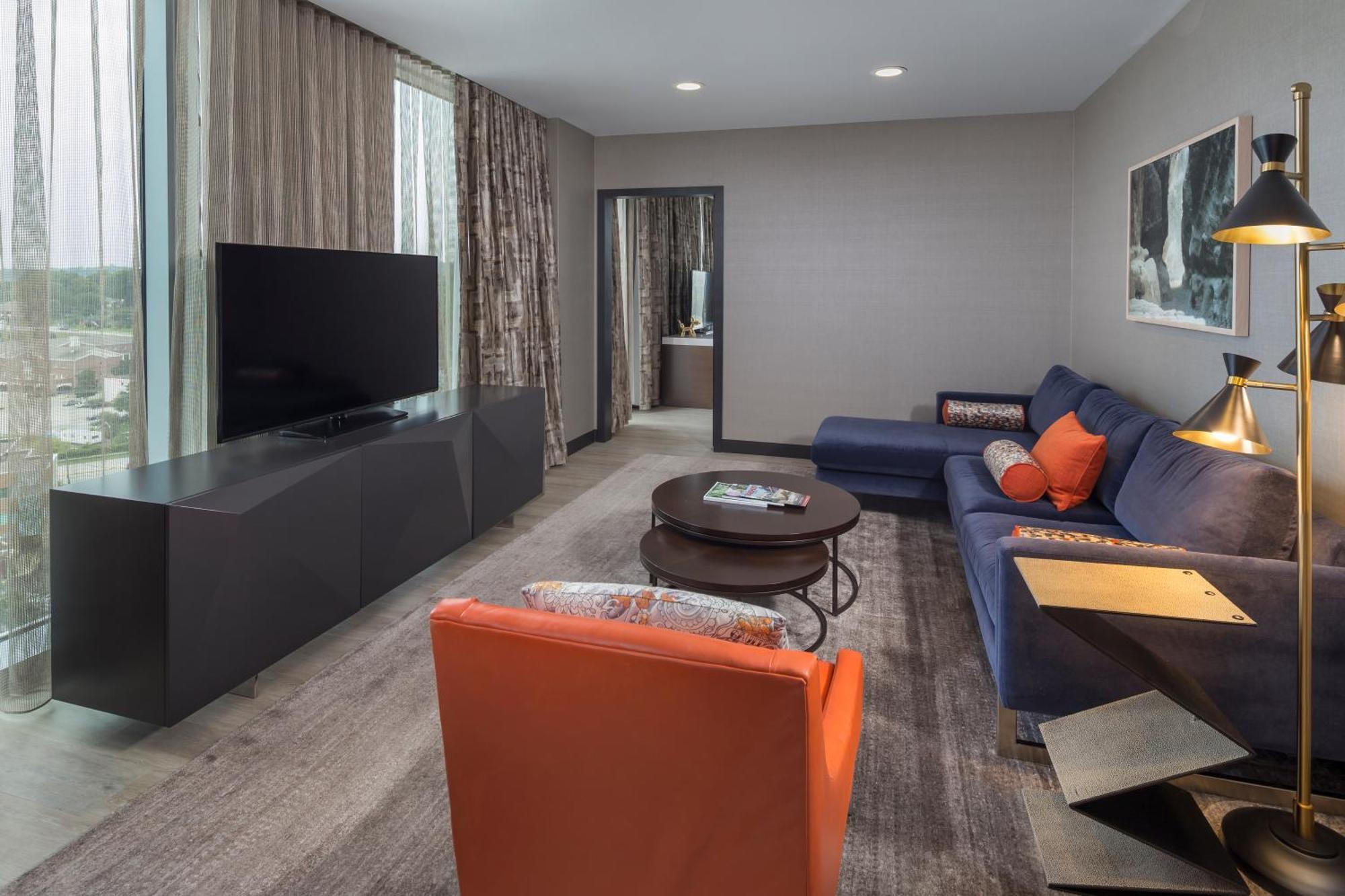 The Summit Hotel Cincinnati Ngoại thất bức ảnh