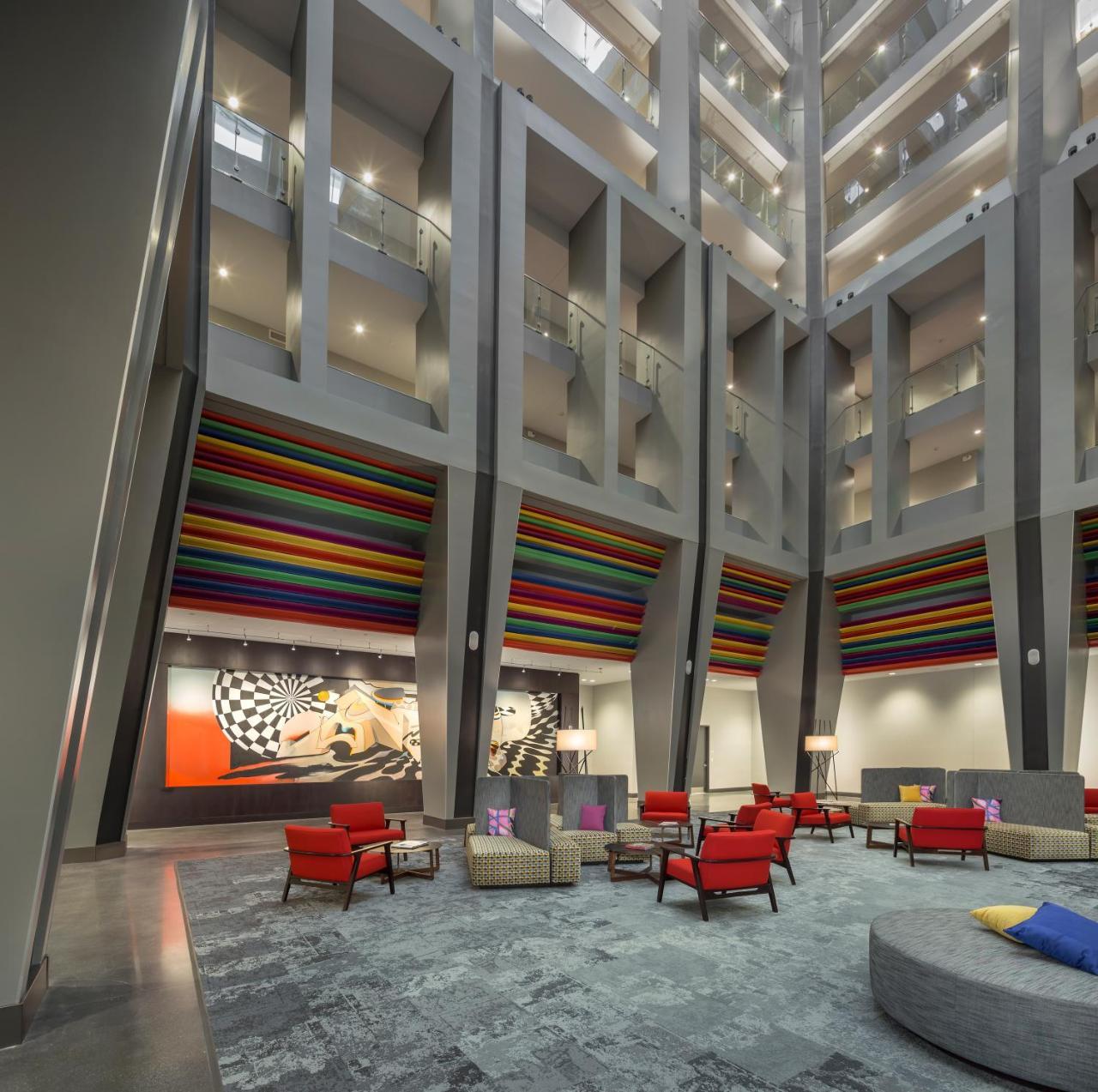 The Summit Hotel Cincinnati Ngoại thất bức ảnh