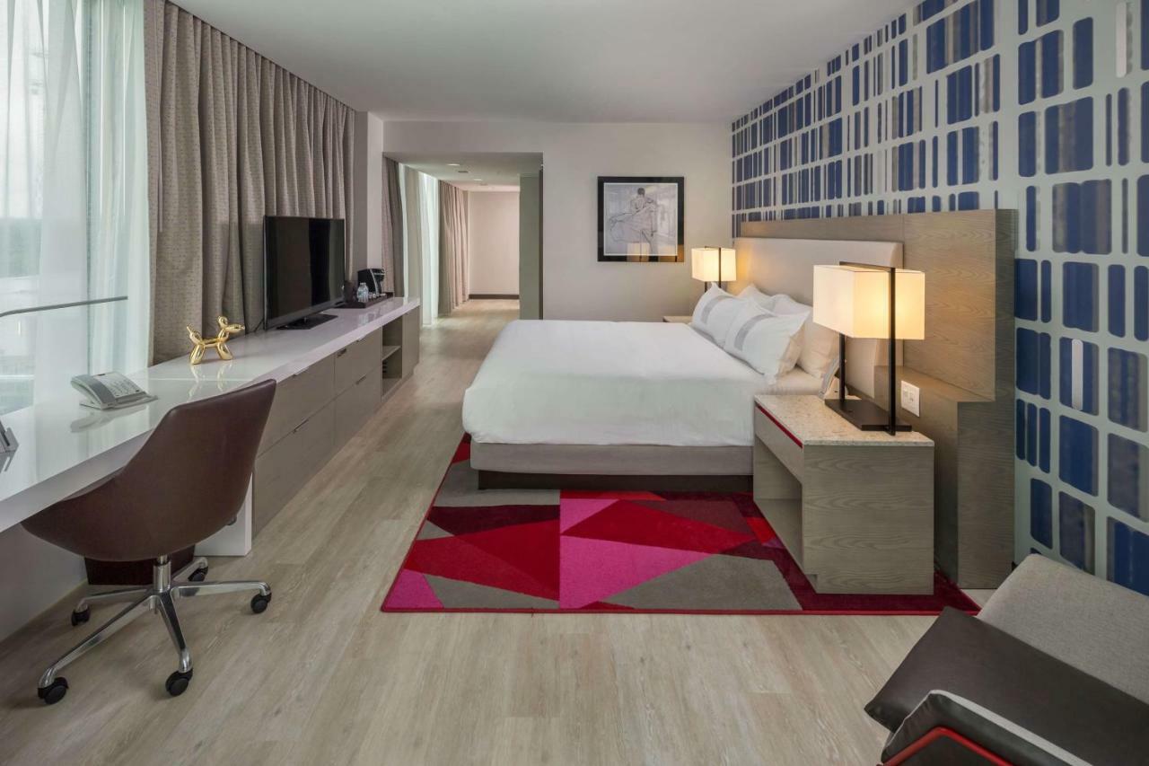 The Summit Hotel Cincinnati Ngoại thất bức ảnh