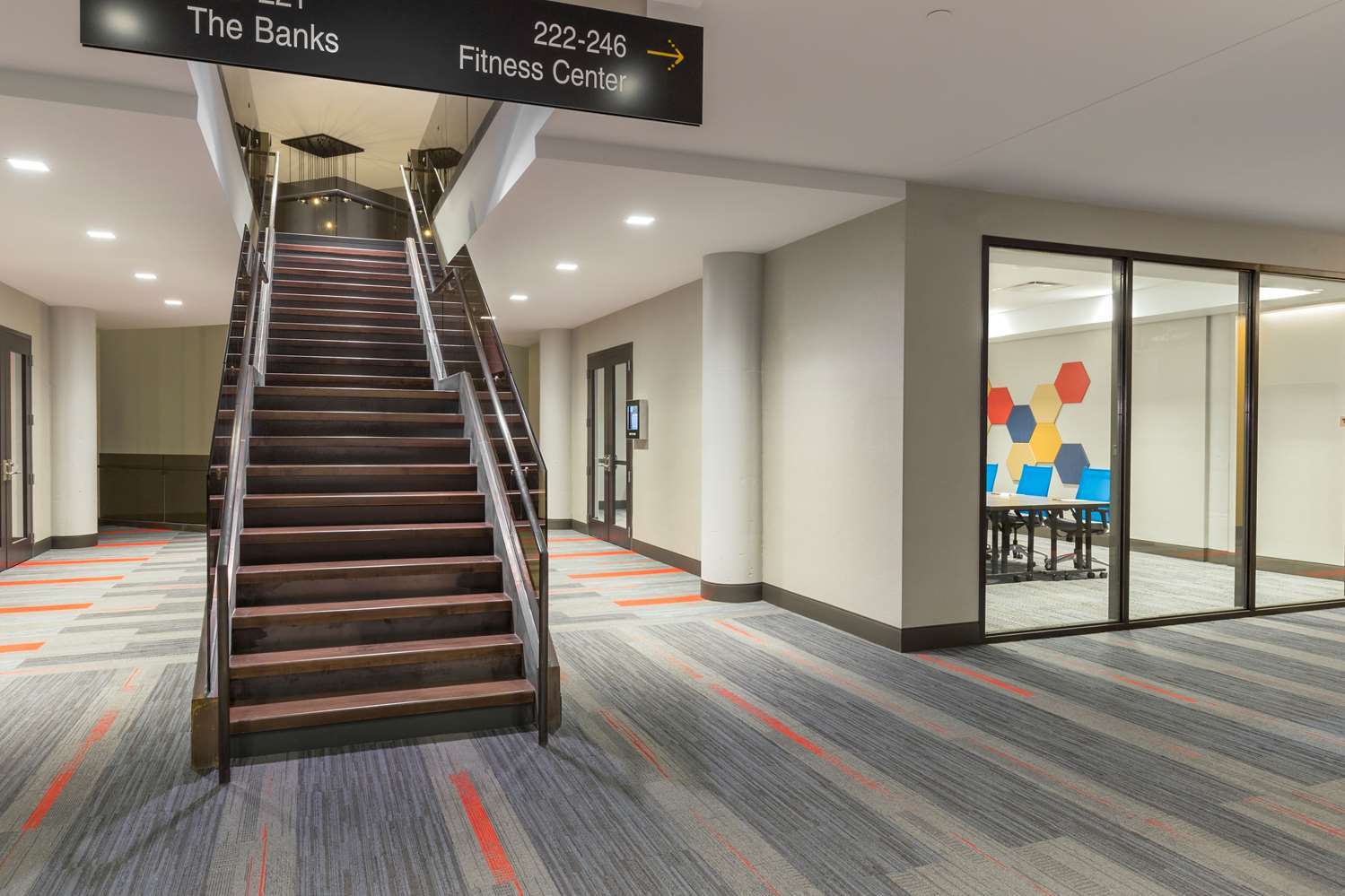 The Summit Hotel Cincinnati Ngoại thất bức ảnh
