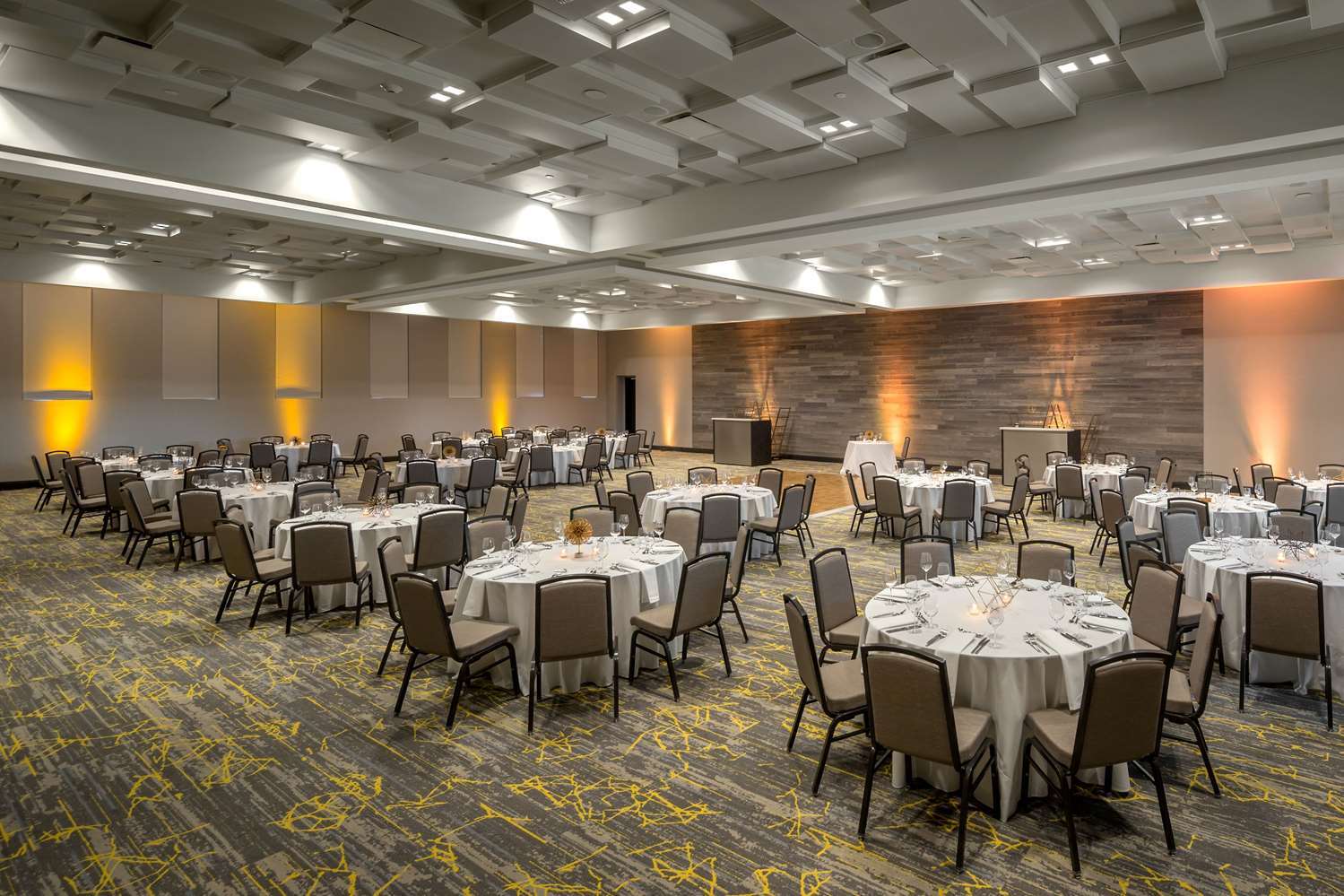 The Summit Hotel Cincinnati Ngoại thất bức ảnh