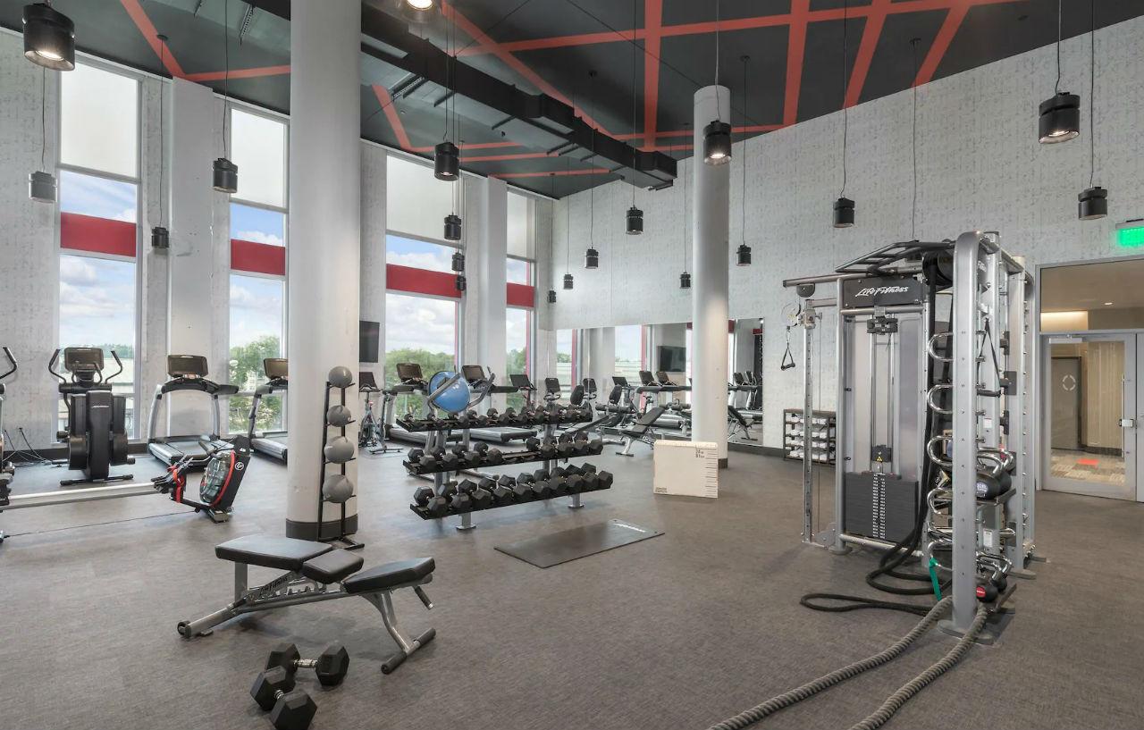The Summit Hotel Cincinnati Ngoại thất bức ảnh